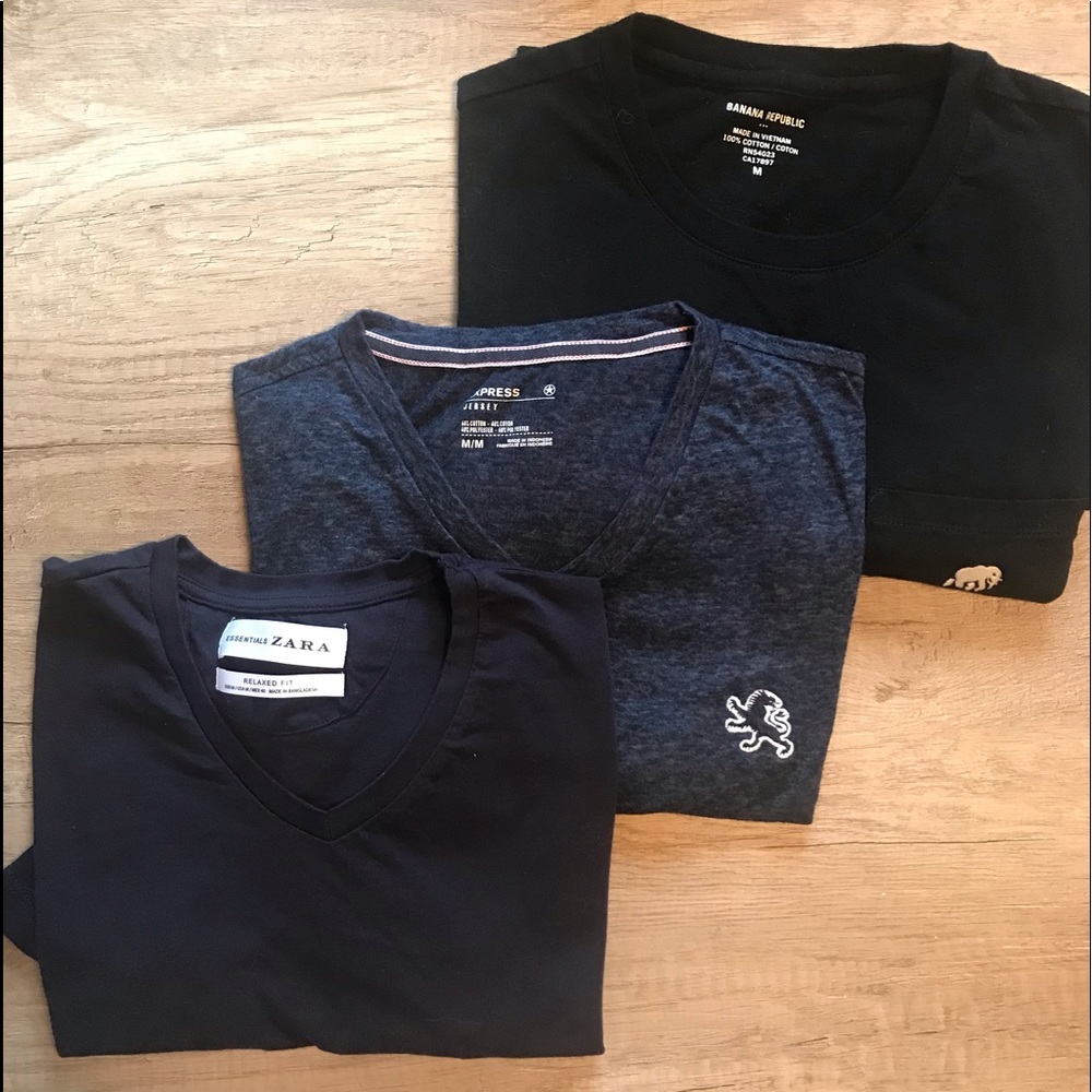 3 shirts 👕 size Medium